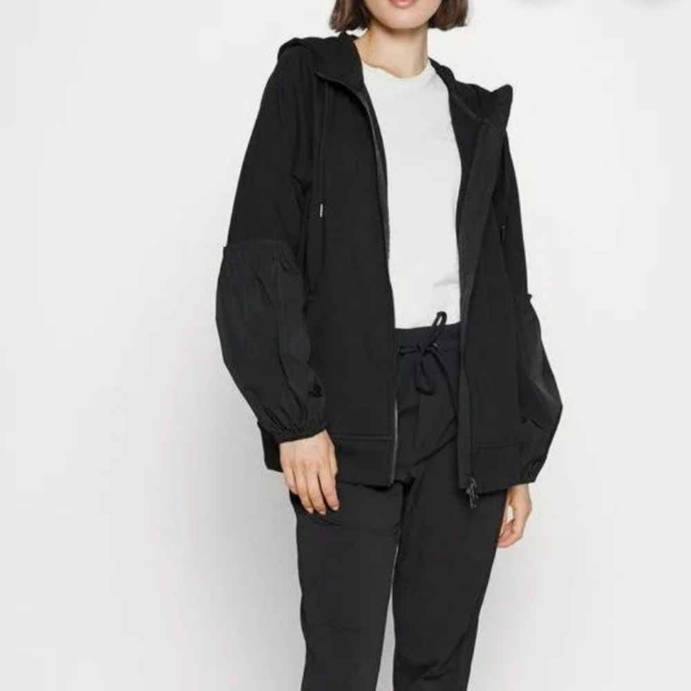 Athleta On My Way Triumph Hoodie